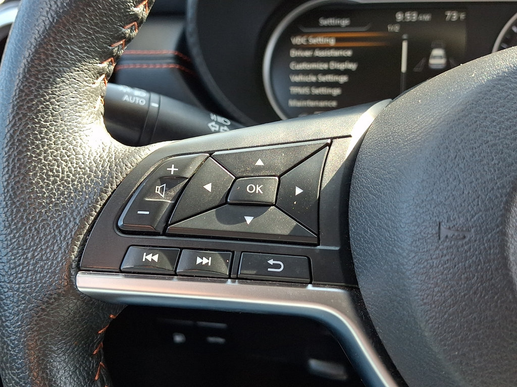 Used 2024 Nissan Versa SR FWD image 21