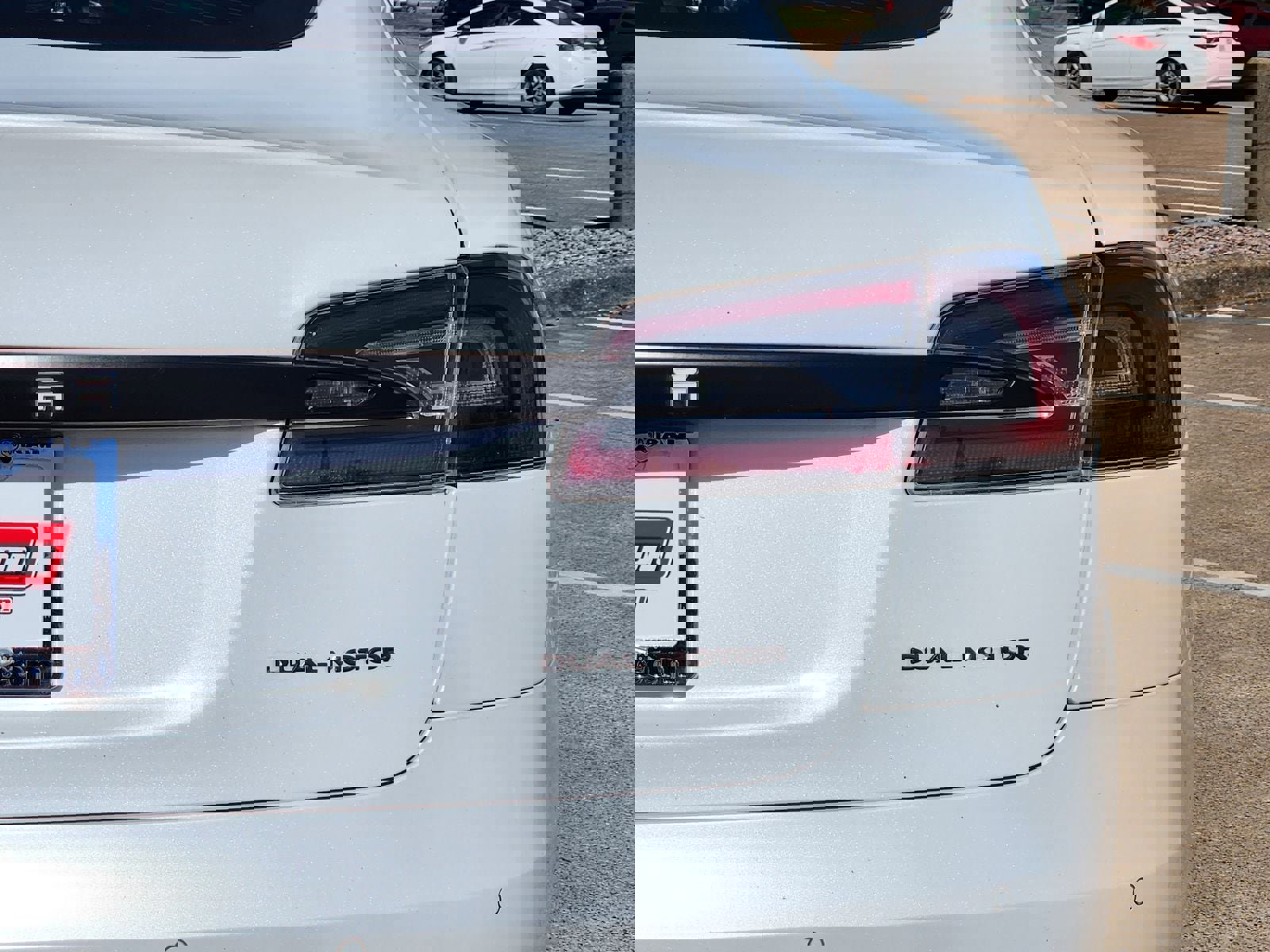 Used 2019 Tesla Model S AWD image 15