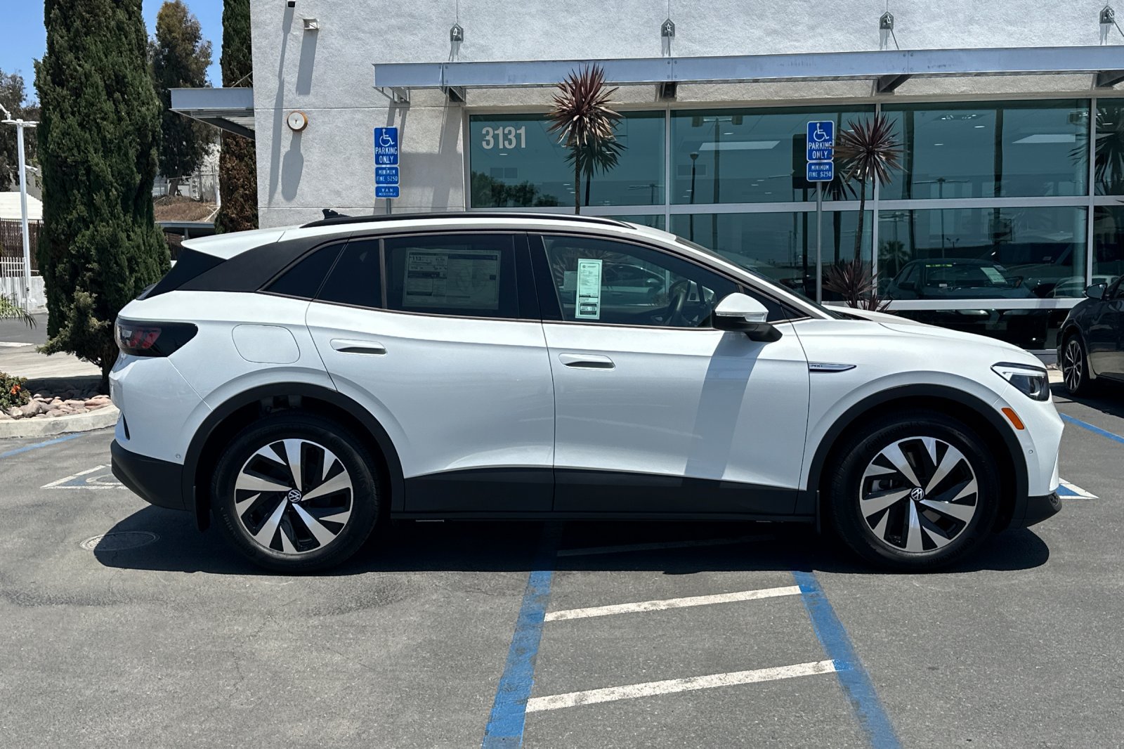 New 2026 Volkswagen ID.4 Pro RWD image 4