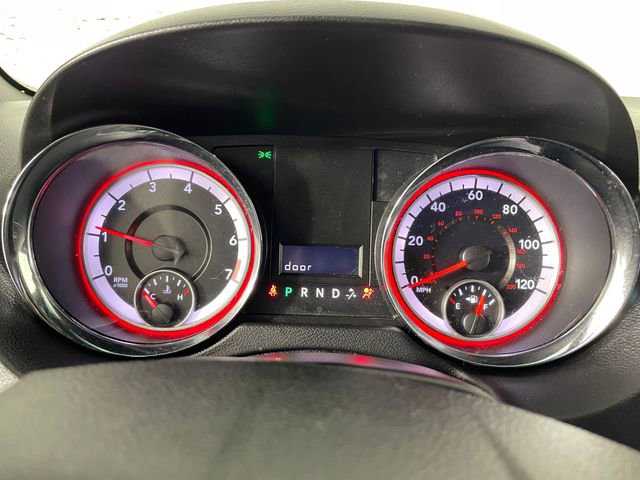 Used 2015 Dodge Grand Caravan SXT image 5