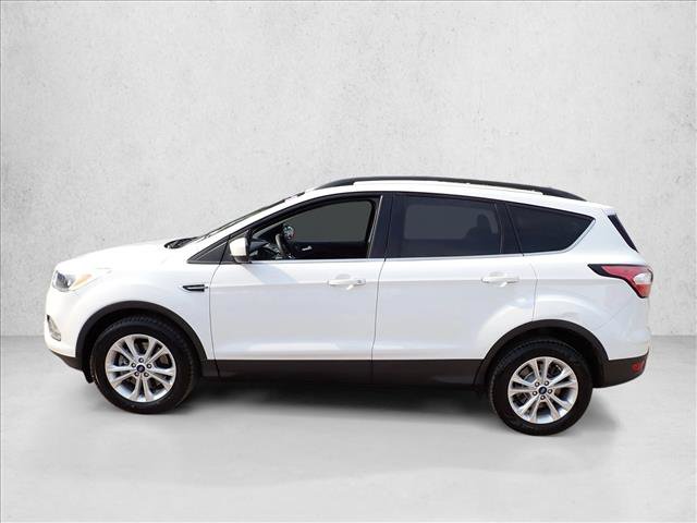 Used 2018 Ford Escape SE w/ Ford Safe & Smart Package AWD/4WD image 2
