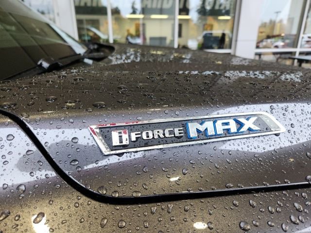 New 2026 Toyota Sequoia Platinum image 8