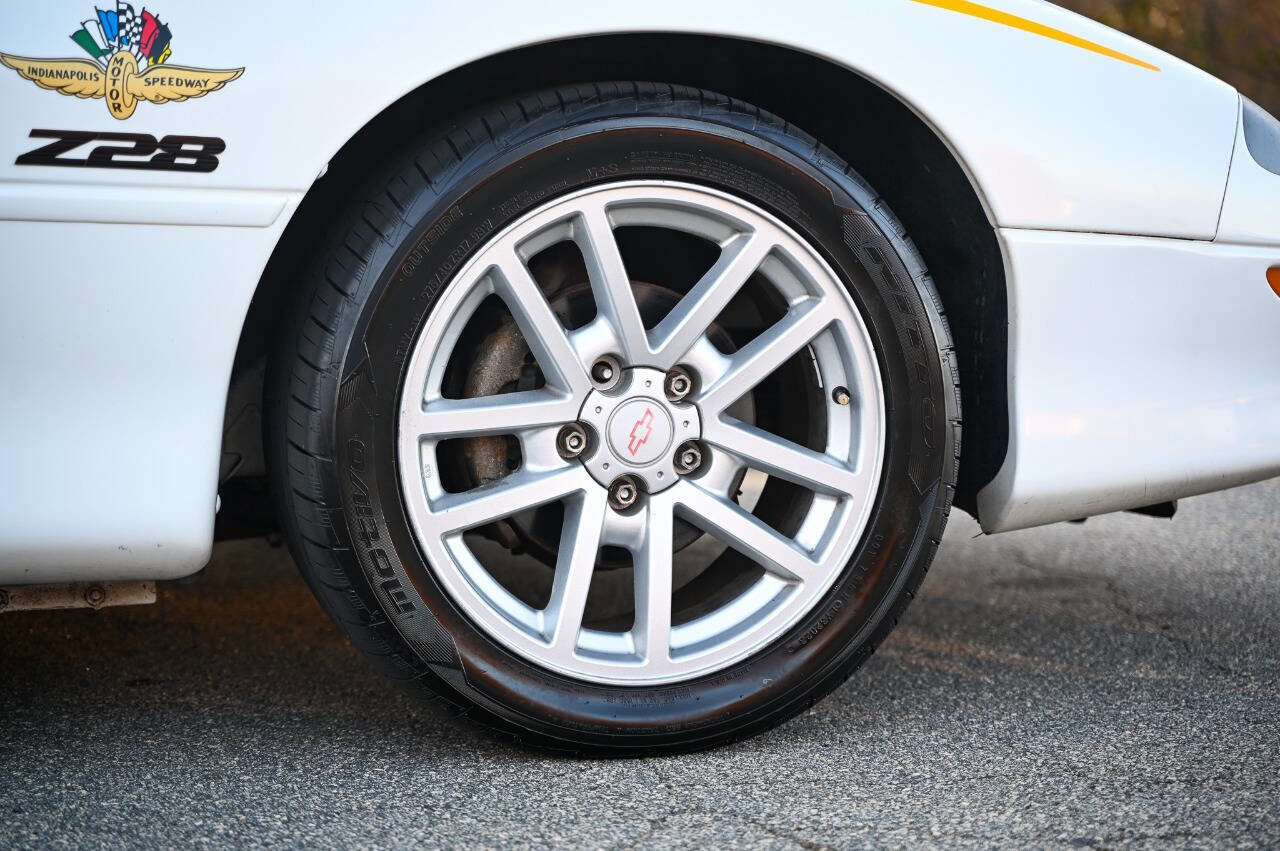 Used 1997 Chevrolet Camaro Z28 image 13