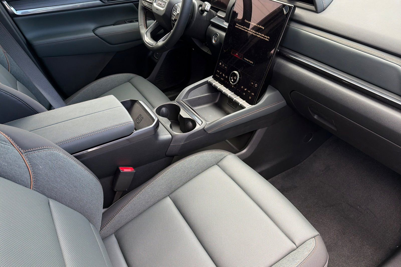 New 2026 GMC Terrain AT4 w/ Convenience Package III AWD/4WD image 17