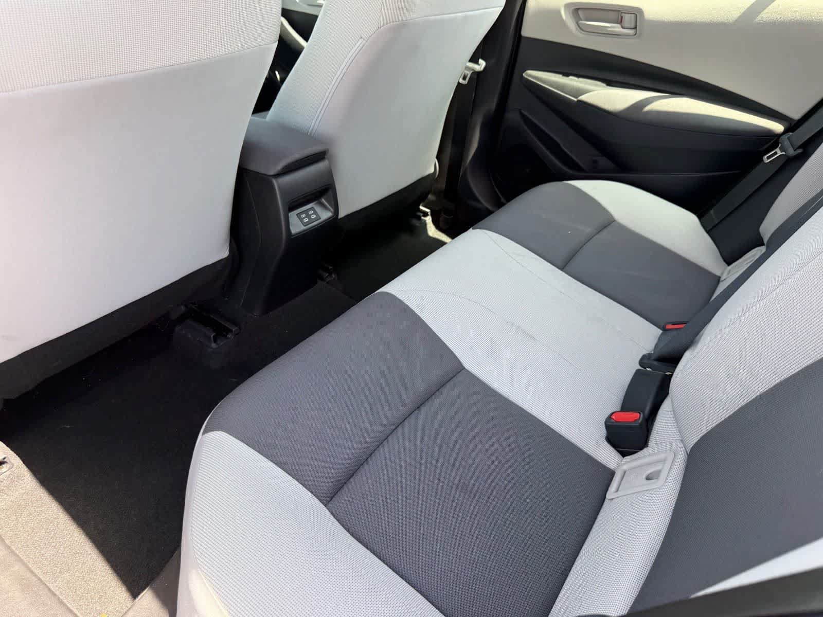 Used 2026 Toyota Corolla LE w/ Carpet Mat Package (TMS) FWD image 12