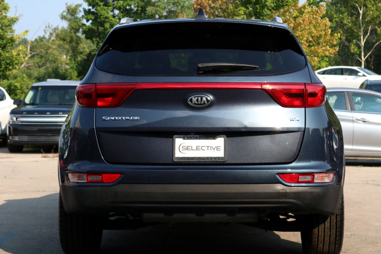 Used 2018 Kia Sportage EX image 9