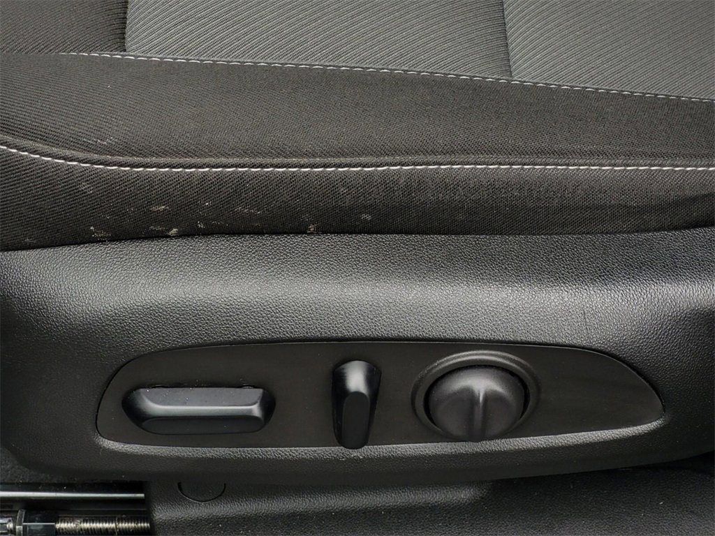 Used 2023 Chevrolet Blazer LT w/ Driver Confidence Package image 27