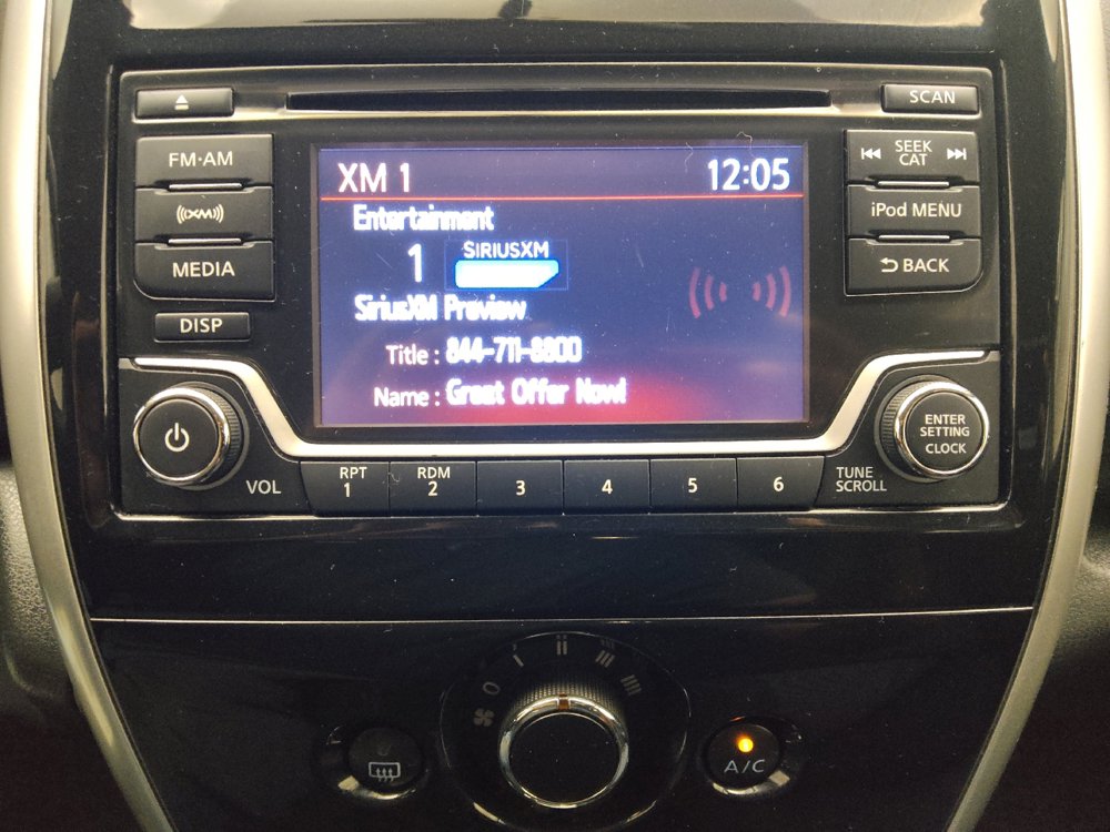 Used 2018 Nissan Versa Note SV FWD image 25