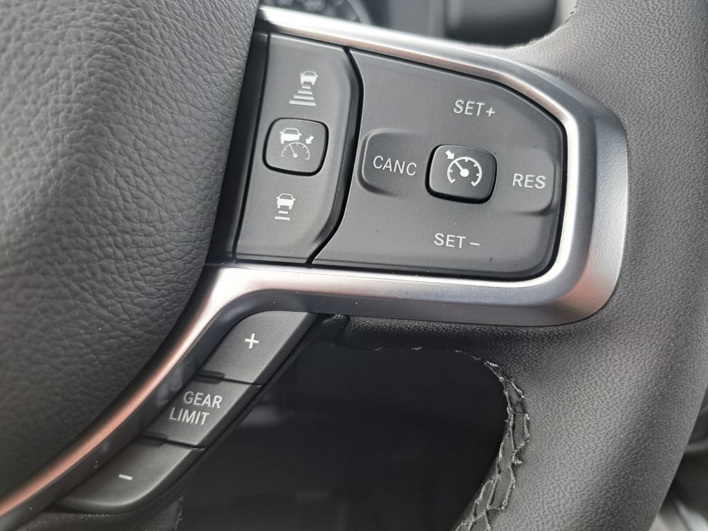 New 2026 RAM 1500 Big Horn AWD/4WD image 13