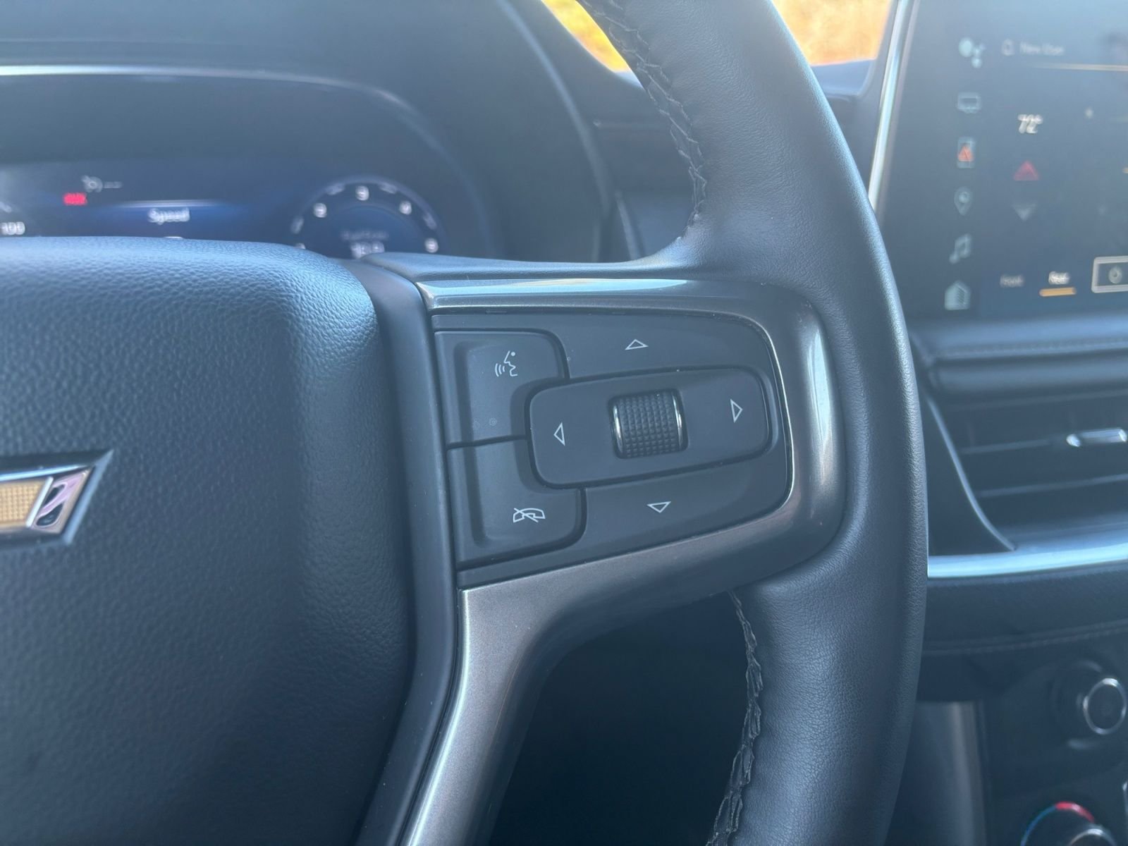 Used 2024 Chevrolet Tahoe Premier AWD/4WD image 23