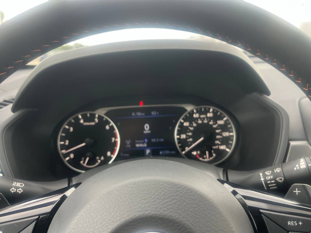 New 2026 Nissan Altima 2.5 SR w/ SR Midnight Edition Package FWD image 13
