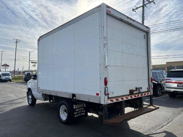 Used 2017 Ford E-350 and Econoline 350 Super Duty w/ Power Windows & Locks Group RWD image 6