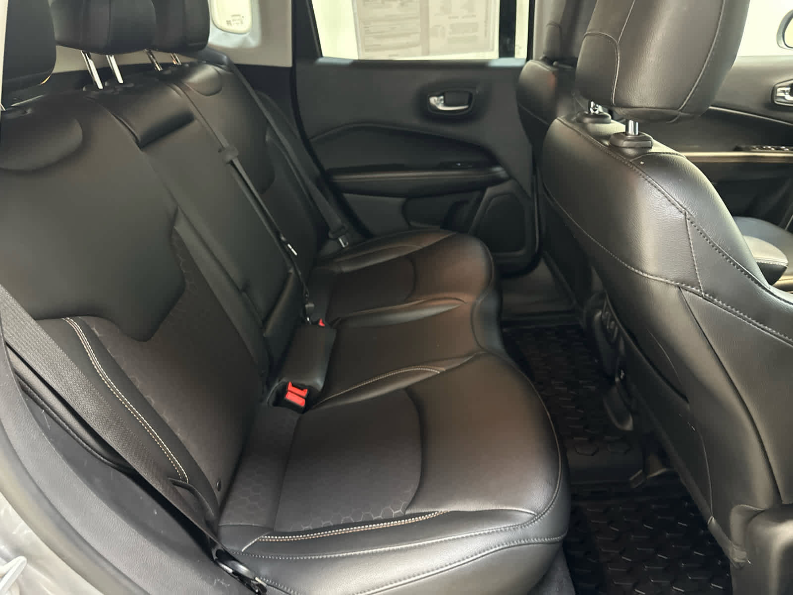 Used 2021 Jeep Compass Latitude w/ Convenience Group image 19