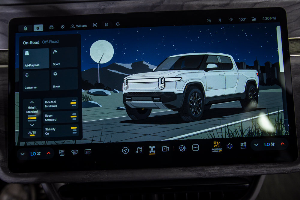 Used 2022 Rivian R1T Launch Edition AWD/4WD image 23