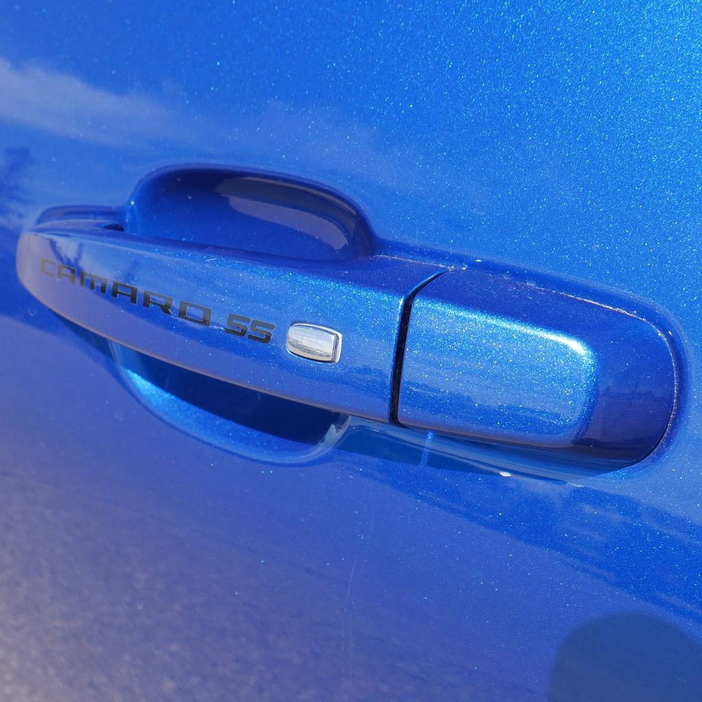 Used 2017 Chevrolet Camaro SS RWD image 19