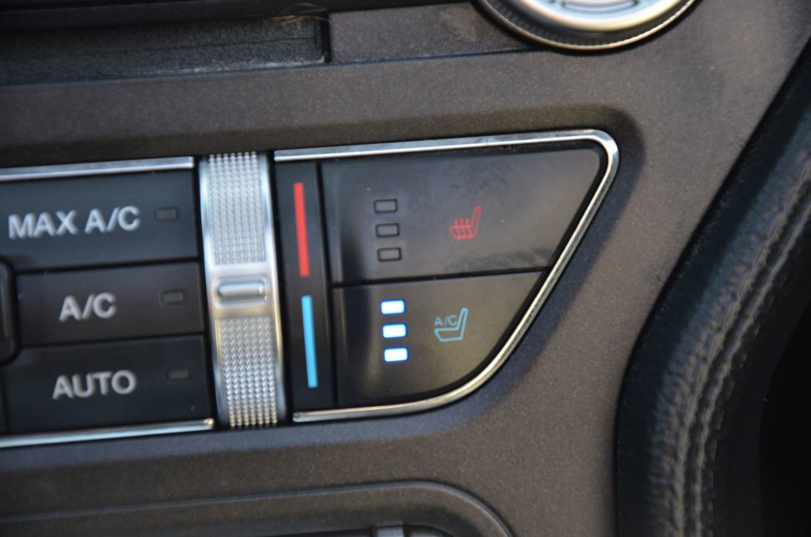 Used 2015 Ford Mustang GT Premium w/ Equipment Group 401A image 17