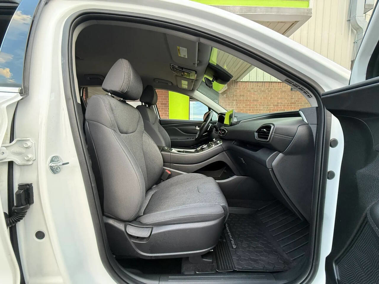 Used 2023 Hyundai Santa Fe SEL image 14