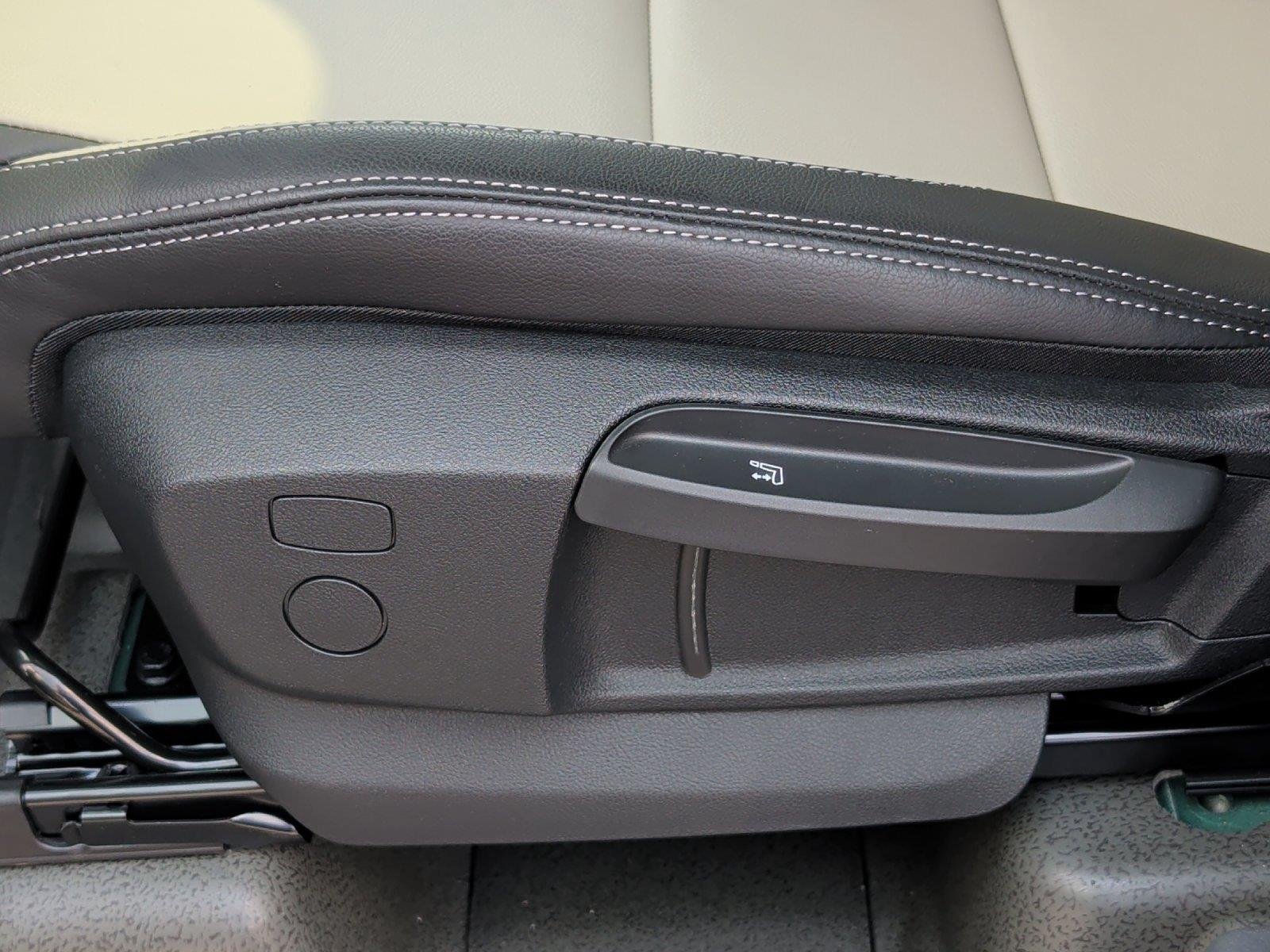 New 2025 INEOS Grenadier Station Wagon AWD/4WD image 16