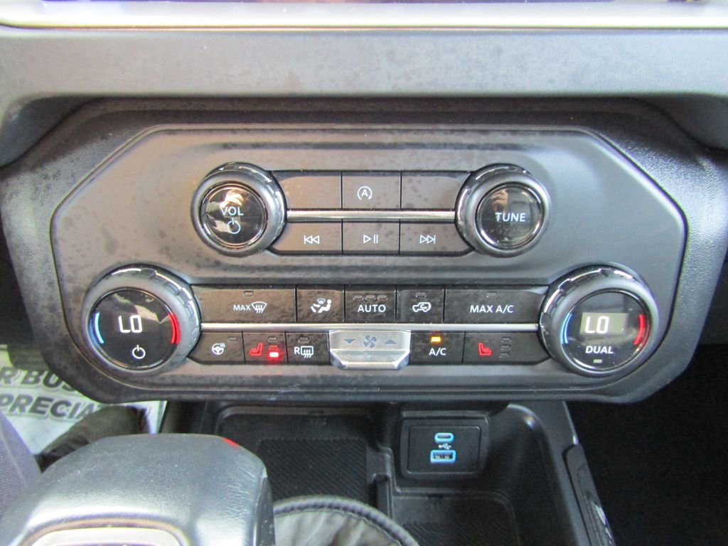 Used 2025 Ford Bronco Outer Banks AWD/4WD image 34