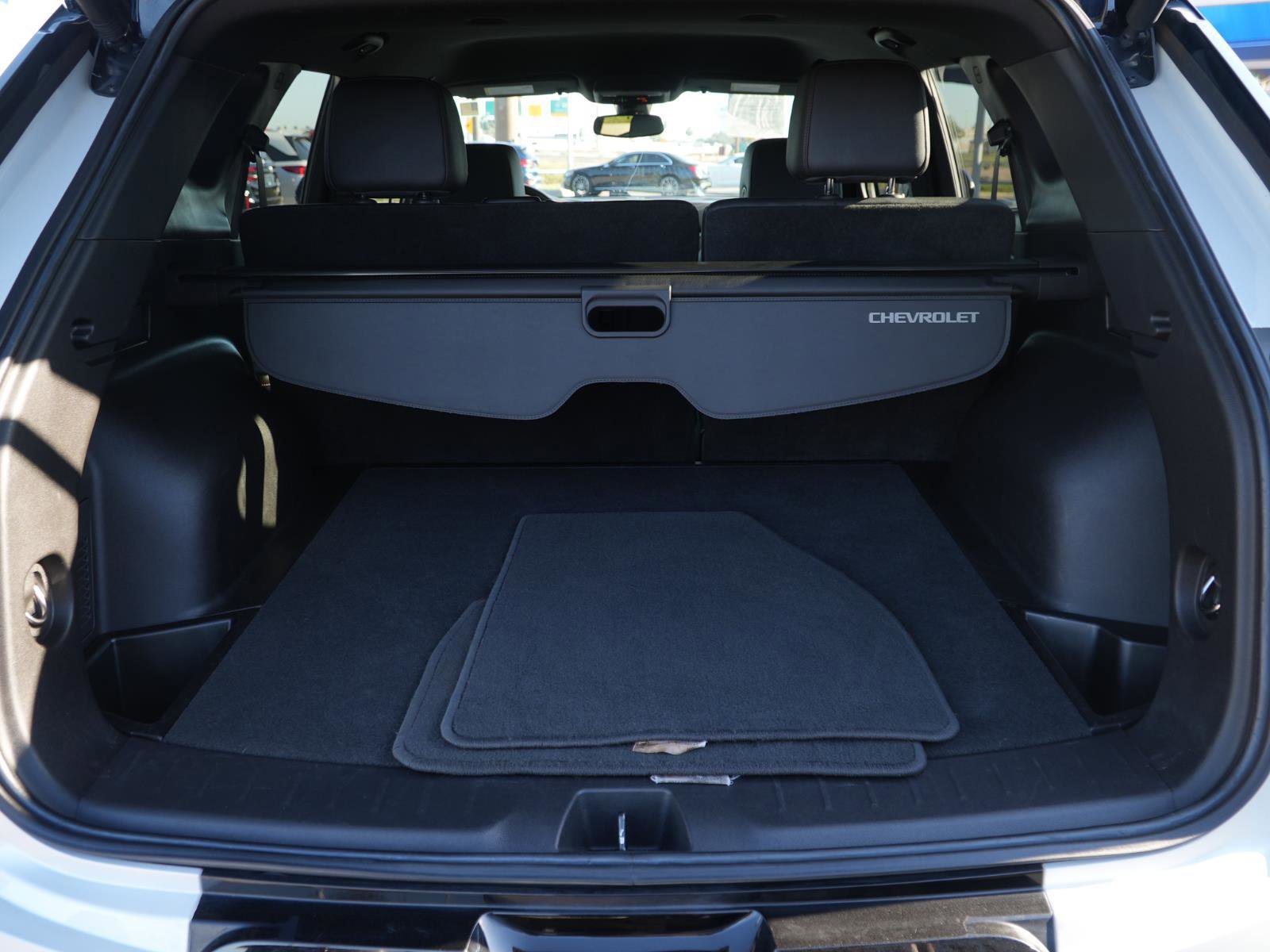 Used 2022 Chevrolet Blazer RS w/ Enhanced Convenience Package image 8