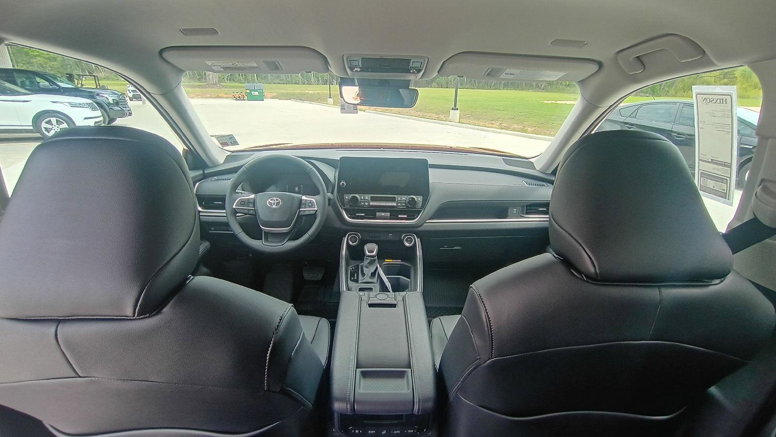 New 2026 Toyota Grand Highlander XLE image 17