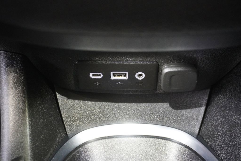 Used 2023 Chevrolet Malibu LT image 19