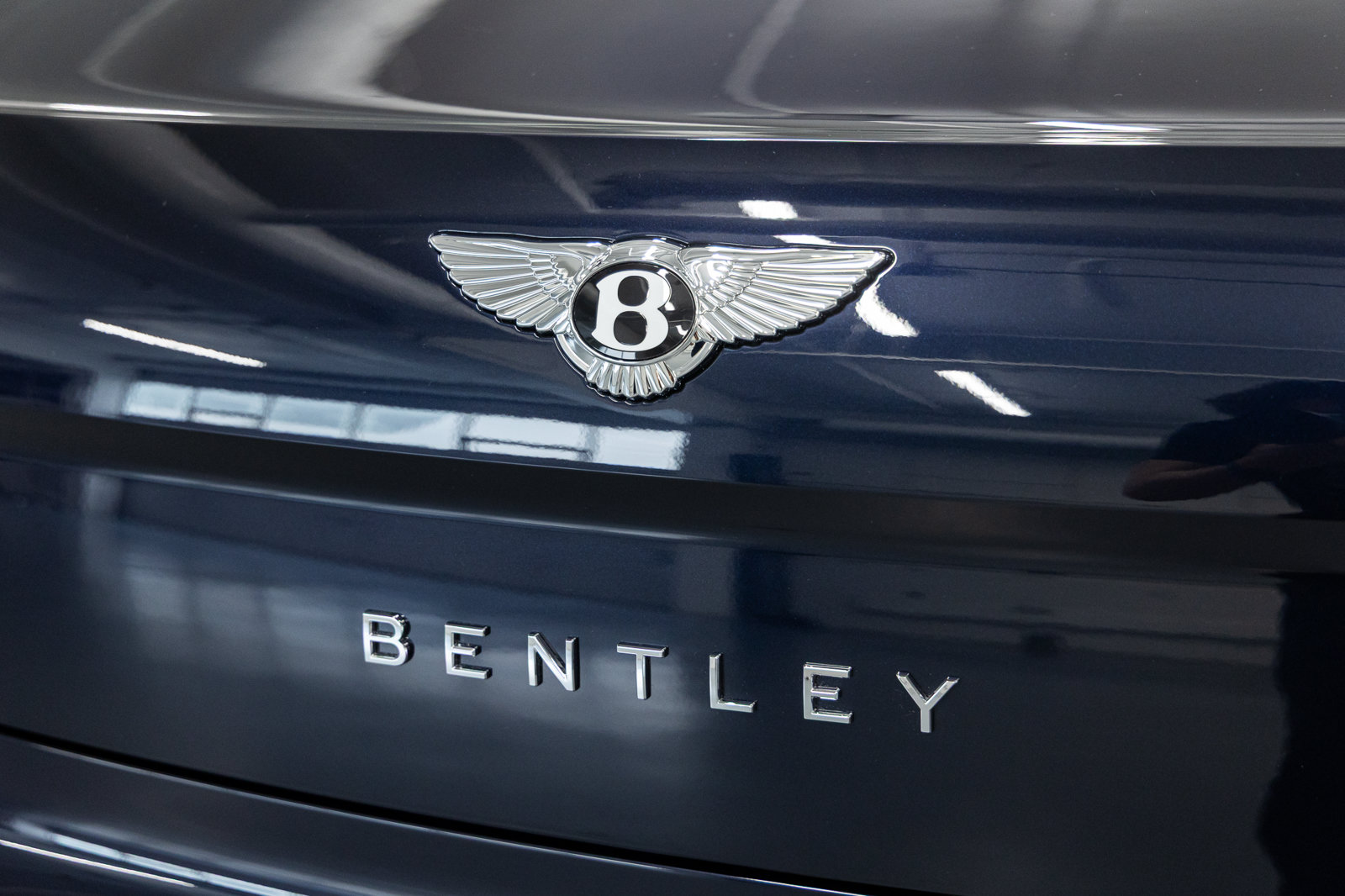Certified 2026 Bentley Flying Spur V8 AWD/4WD image 21