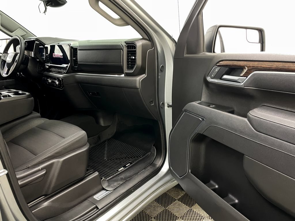 Certified 2025 GMC Sierra 1500 Elevation AWD/4WD image 32