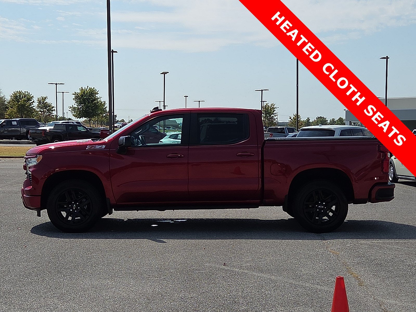 Used 2023 Chevrolet Silverado 1500 RST AWD/4WD image 3