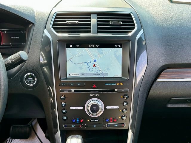 Used 2017 Ford Explorer Limited w/ Equipment Group 301A AWD/4WD image 27