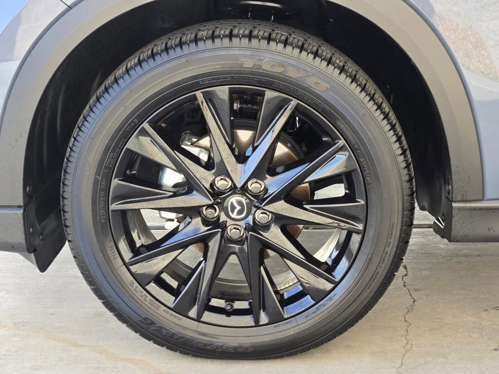 Used 2025 MAZDA CX-5 Carbon Edition image 11