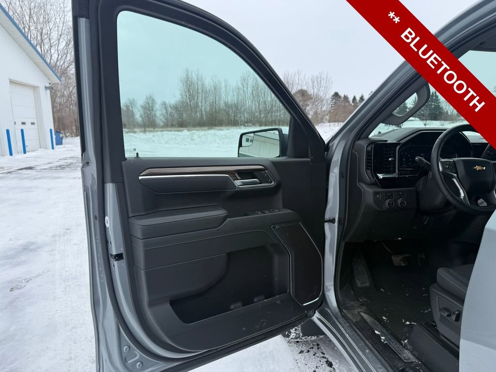 Used 2024 Chevrolet Silverado 1500 LT image 12