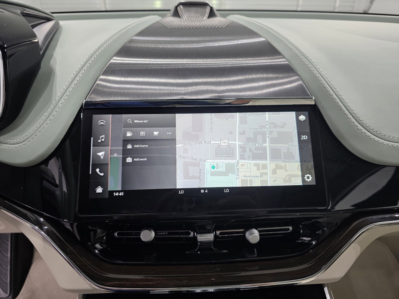 New 2026 Aston Martin DBX 707 image 13