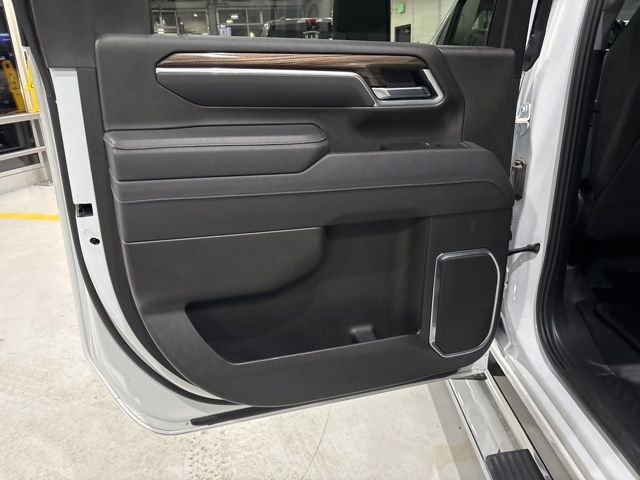 Used 2025 Chevrolet Silverado 2500 LT w/ Convenience Package image 27