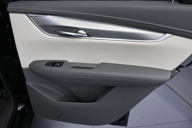 Used 2022 Cadillac XT5 Premium Luxury FWD image 29