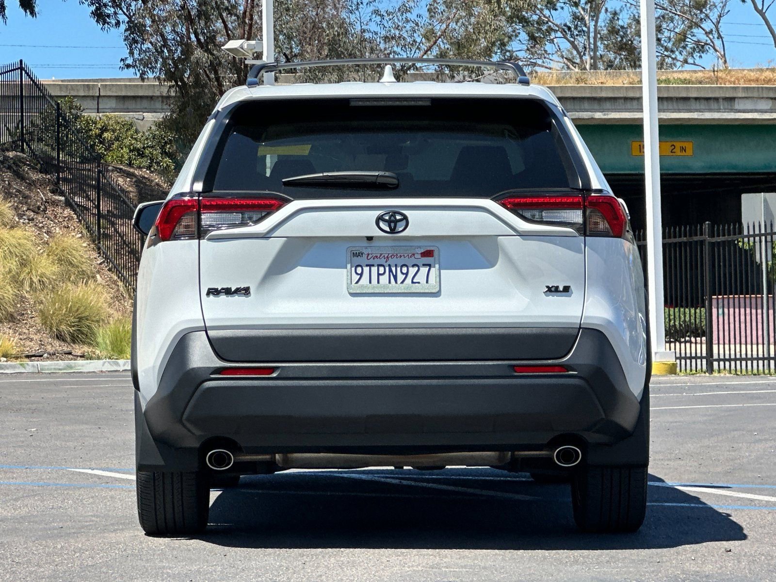 Used 2025 Toyota RAV4 XLE Premium image 4