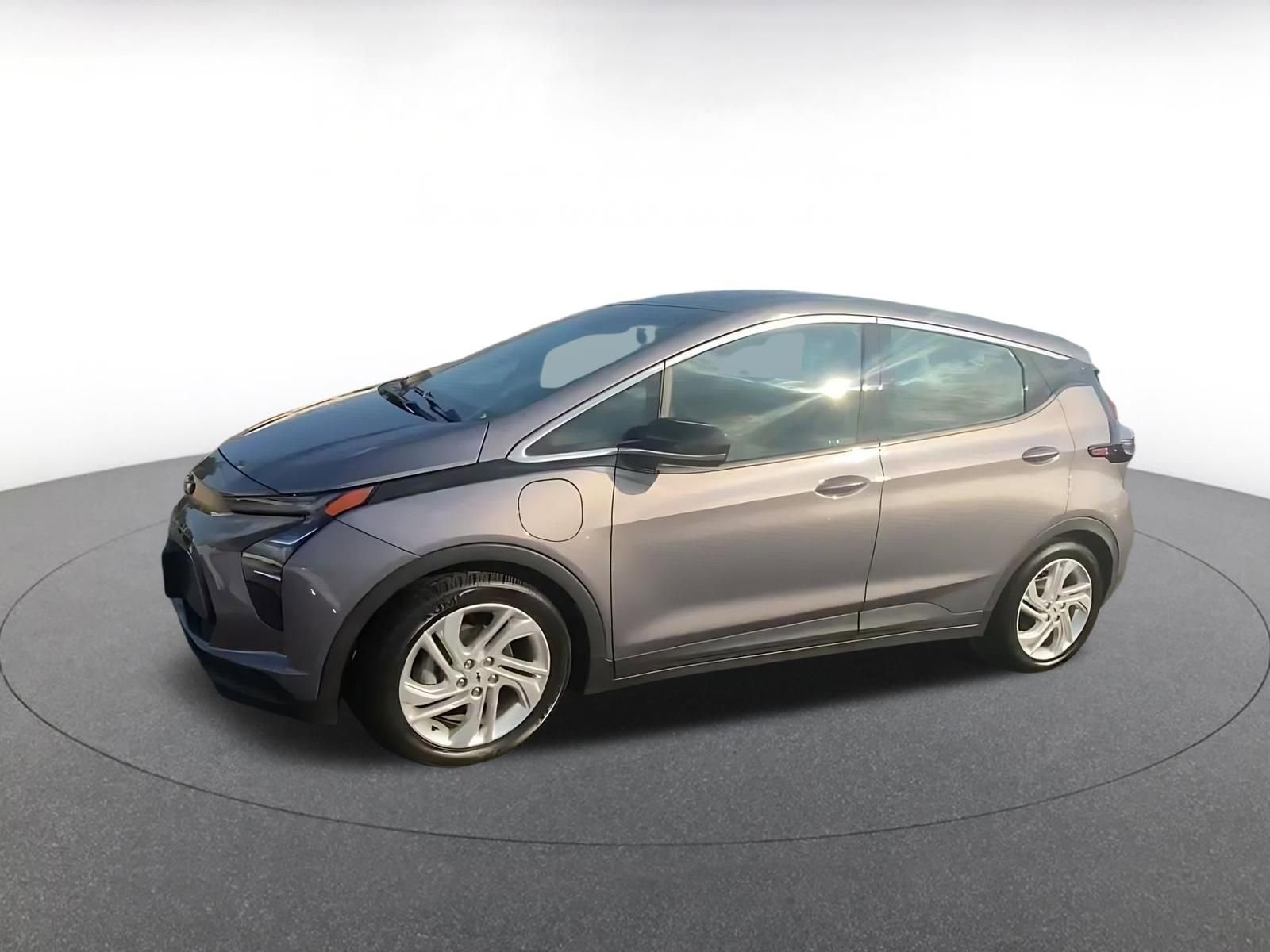 Used 2023 Chevrolet Bolt LT w/ Driver Confidence Package FWD image 8