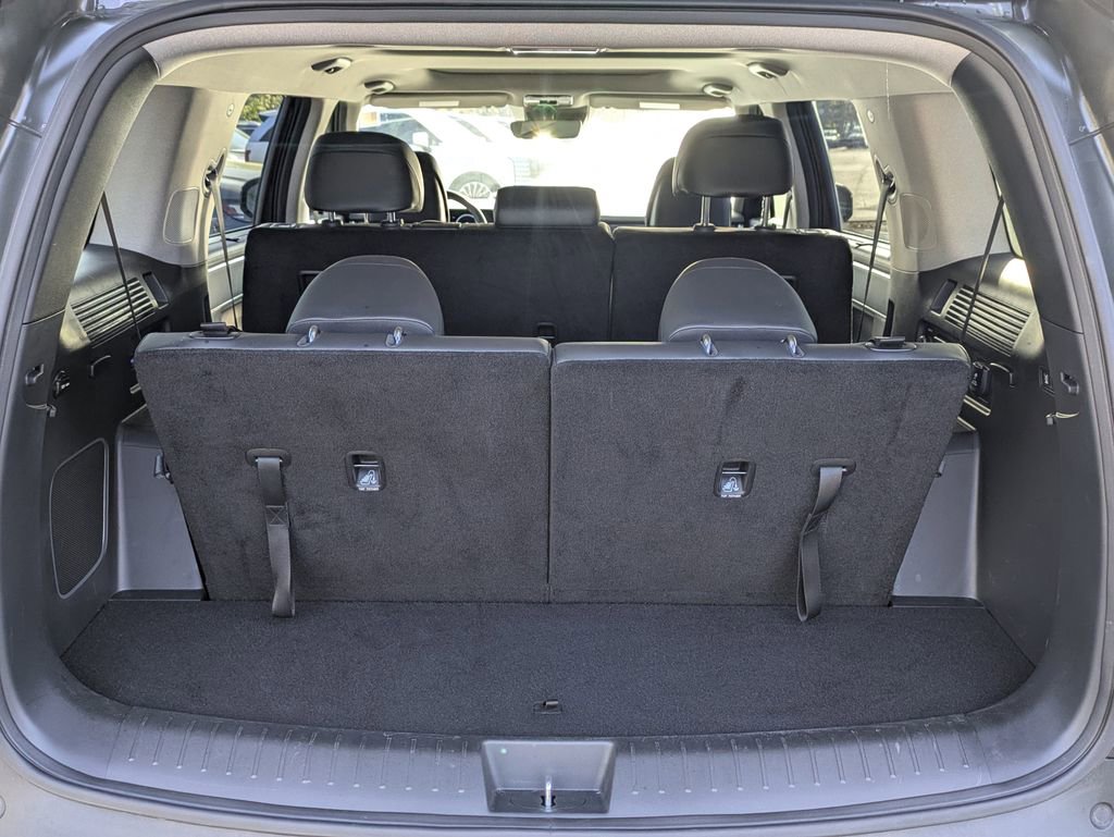 Certified 2025 Hyundai Santa Fe Limited FWD image 12