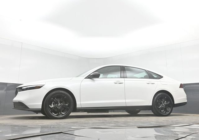 Used 2025 Honda Accord SE image 44