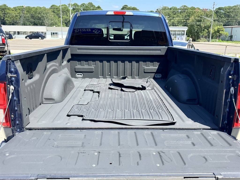 Used 2018 Ford F150 Lariat w/ Equipment Group 502A Luxury AWD/4WD image 7
