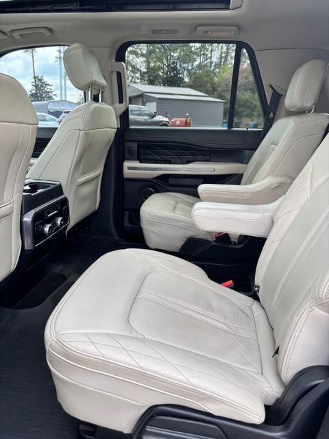 Used 2021 Ford Expedition Max Platinum RWD image 11