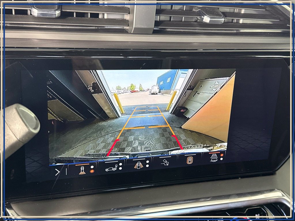 New 2026 GMC Sierra 3500 Denali Ultimate AWD/4WD image 18