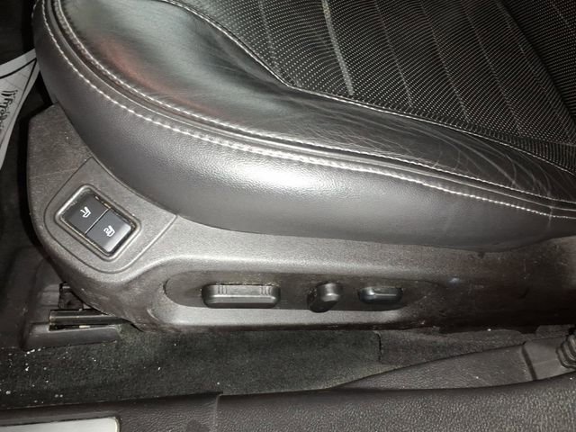 Used 2018 Ford Taurus SHO image 14