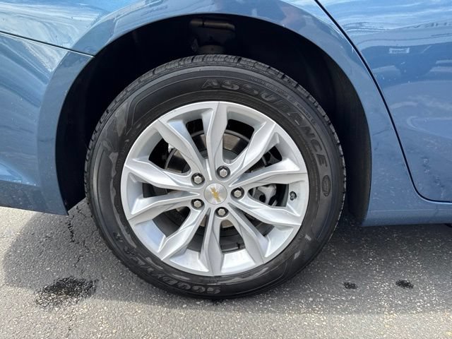 Used 2025 Chevrolet Malibu LT FWD image 9