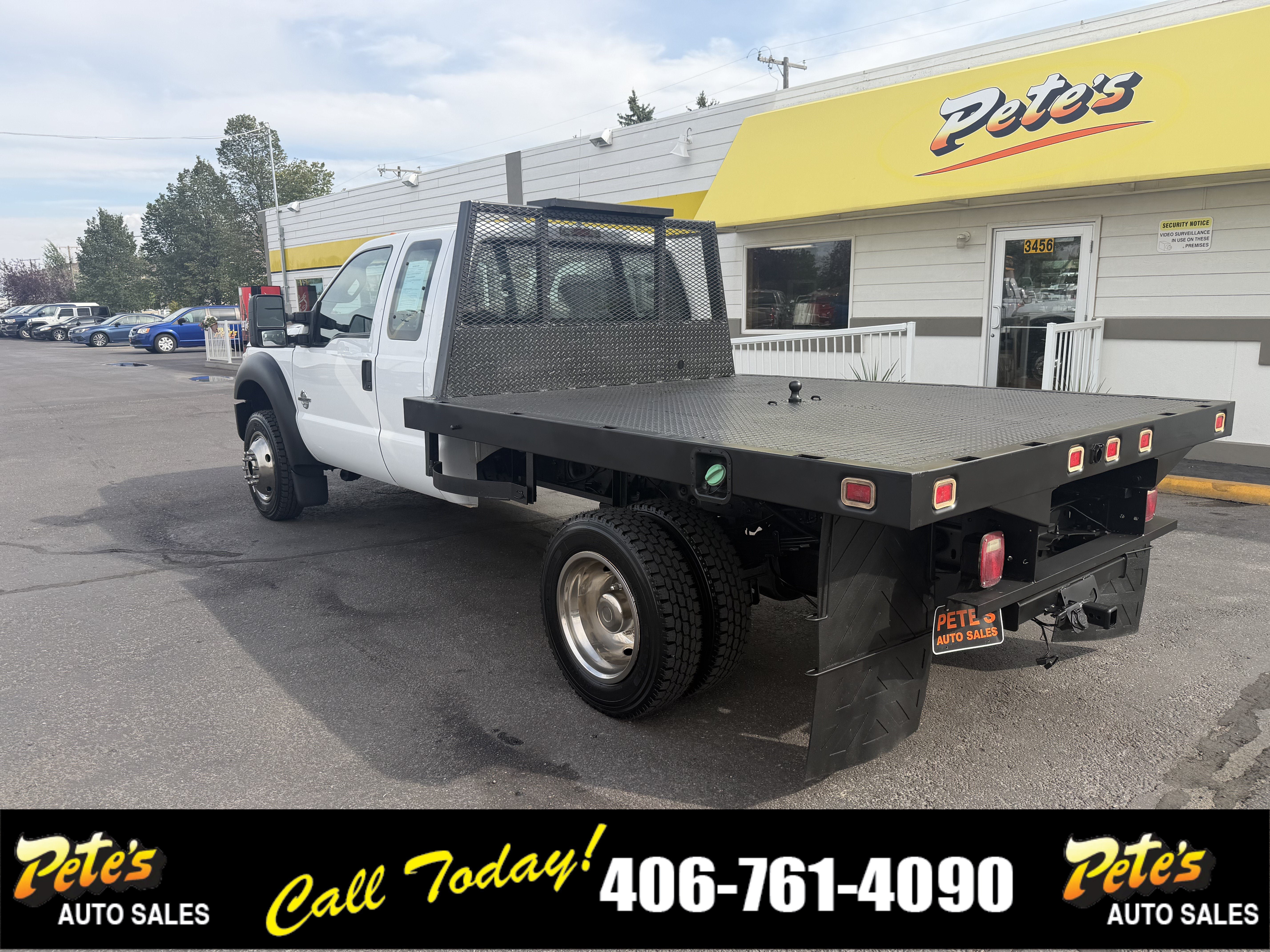 Used 2011 Ford F550 4x4 SuperCab Super Duty w/ Payload Upgrade Pkg image 2