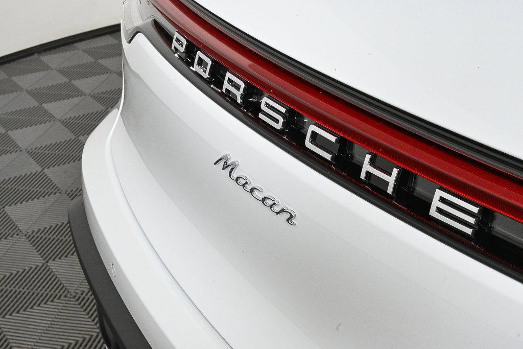 New 2026 Porsche Macan image 46