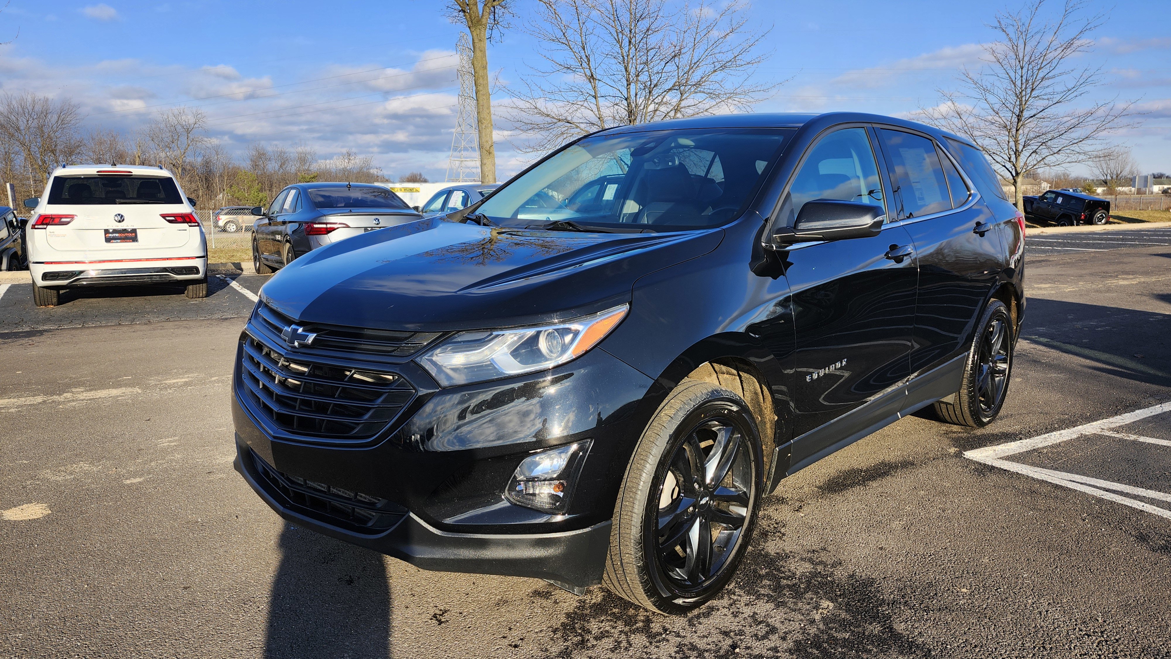 Used 2020 Chevrolet Equinox LT w/ Midnight Edition image 6