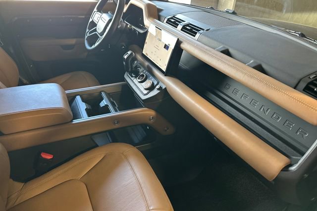 Certified 2025 Land Rover Defender 110 S AWD/4WD image 14