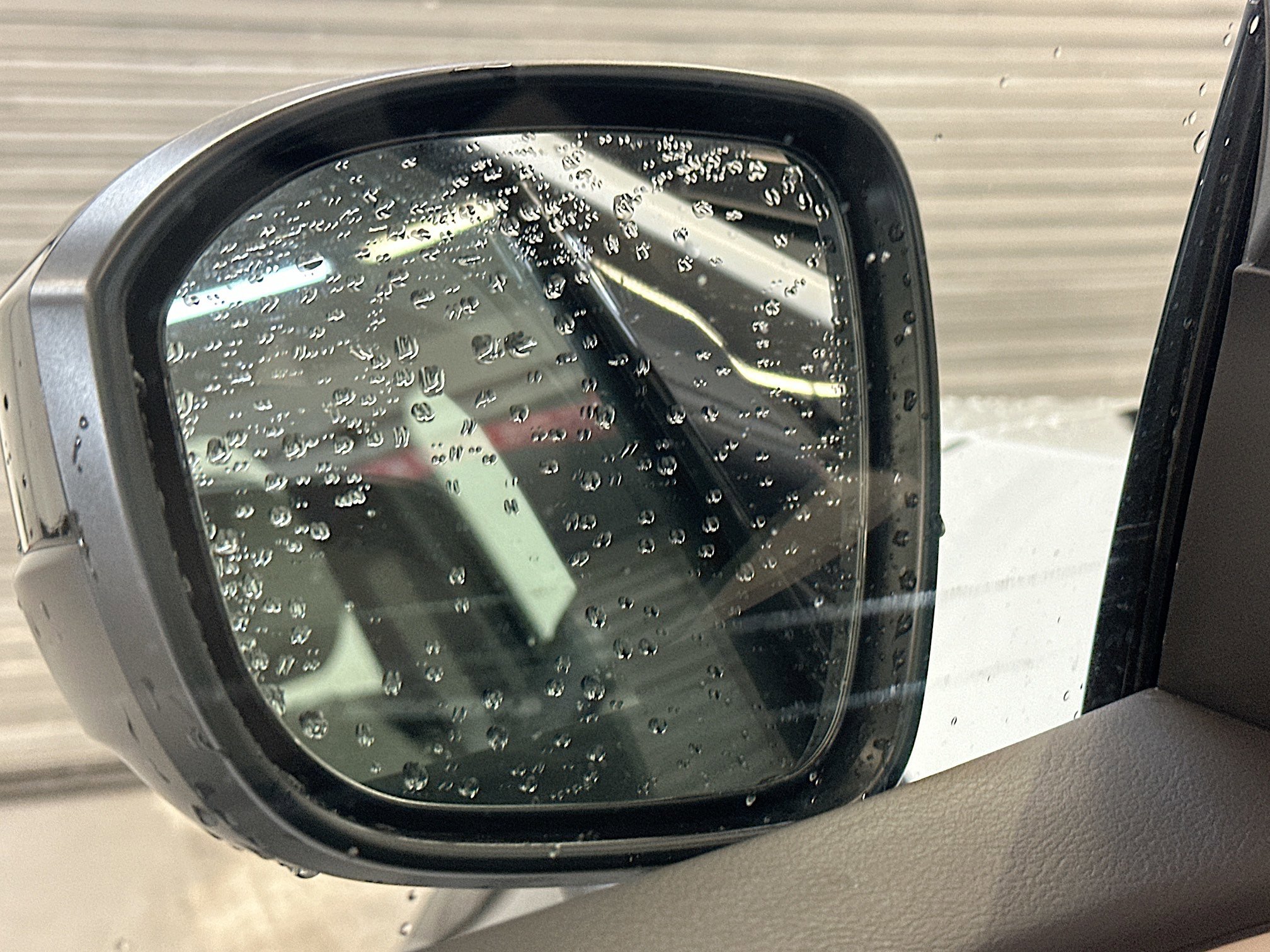 Used 2023 Nissan Ariya EVOLVE+ image 16