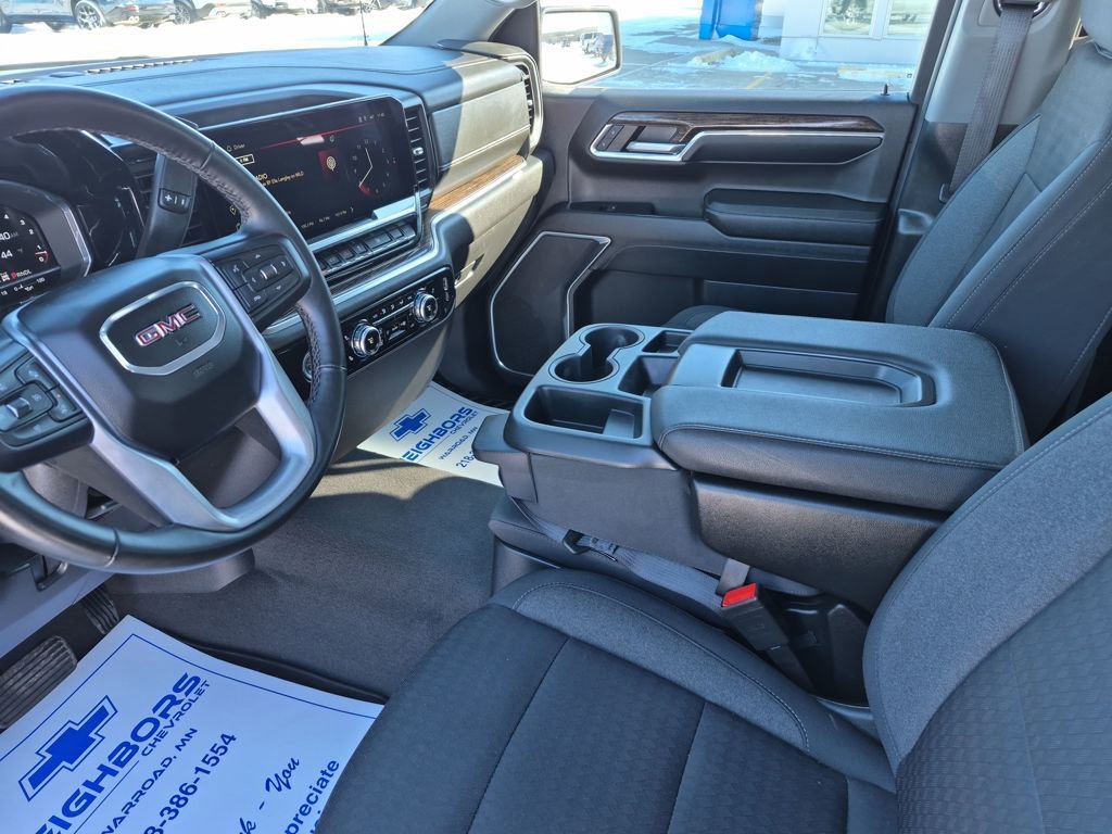 Used 2024 GMC Sierra 1500 SLE image 9